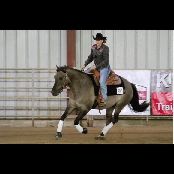 Meet your Posher, Tania - Picture 1 of 2